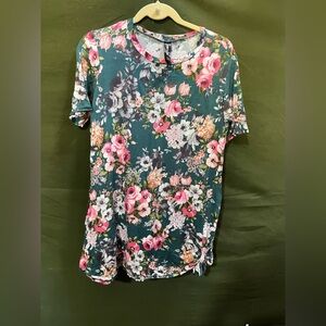 Floral tee